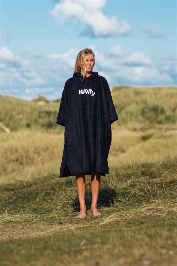HAVS Poncho Towel - Black